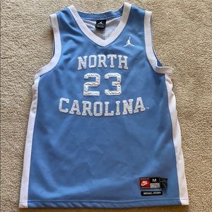 UNC jersey boys medium